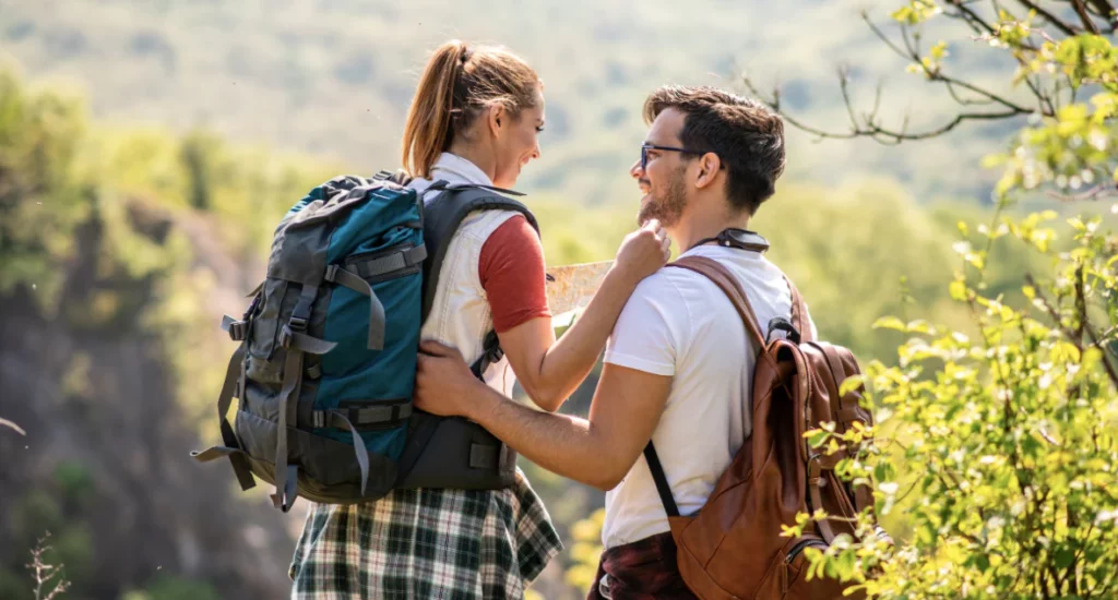 couples during hiking