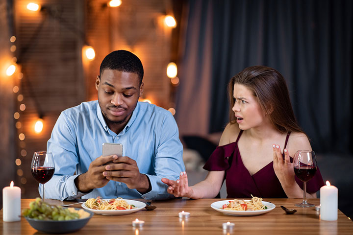 jealousy among couples with one spending time on social media