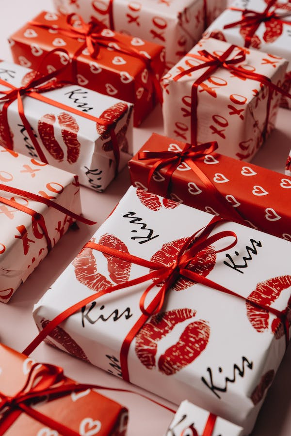 Other Valentine's Day Gifts for Men/Women